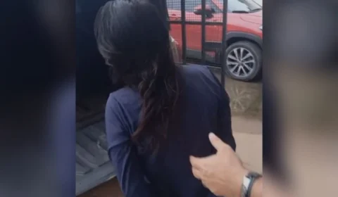 Mulher que matou idoso a facadas em Manaus é presa em Cacau Pirêra