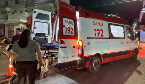 Motociclista entregador fica ferido em acidente na avenida Adalberto Vale, em Manaus