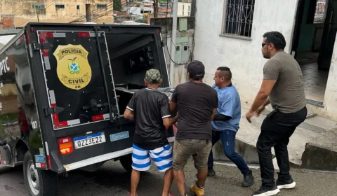 Entregador é morto com vários golpes de faca dentro de casa na zona Norte de Manaus