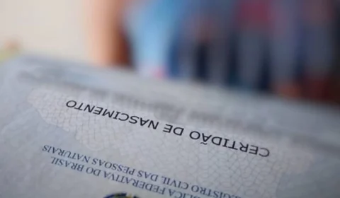 Vítima de violência sexual conquista direito de retirar nome do pai da certidão de nascimento