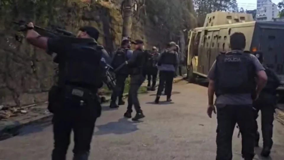 Operação no RJ mira esquema bilionário de lavagem de dinheiro ligado ao Comando Vermelho e PCC