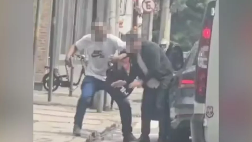 VEJA VÍDEO: homem é morto a tiros após tentar assaltar policial federal