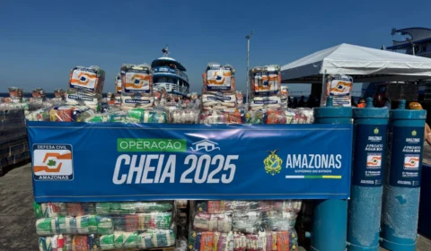 Governador Wilson Lima acompanha envio de ajuda humanitária a municípios do Rio Madeira