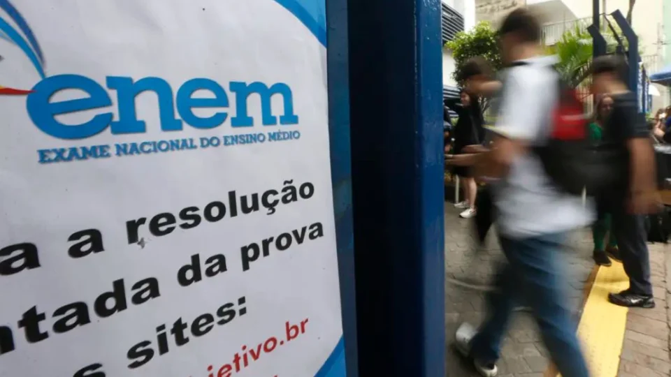 Enem: prazo para isenção de taxa de inscrição termina nesta sexta-feira (25)