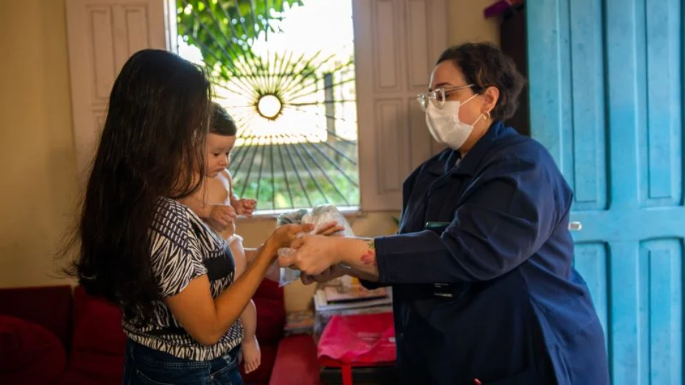 Maternidade tem queda na doação de leite materno e convoca doadoras
