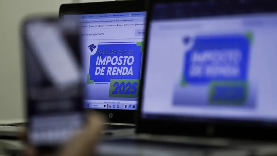 IR 2025: saiba como incluir dependentes e deduzir despesas