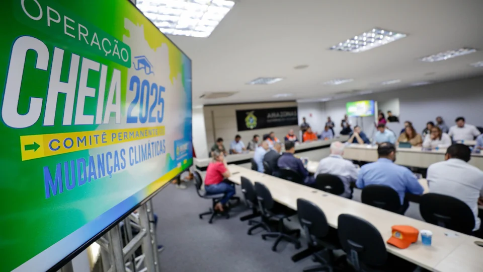 Envio de ajuda humanitária para a calha do rio Madeira inicia nesta quinta-feira (17)