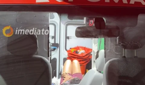 Mulher pede ajuda após ser agredida pelo marido dentro do Terminal 3, em Manaus