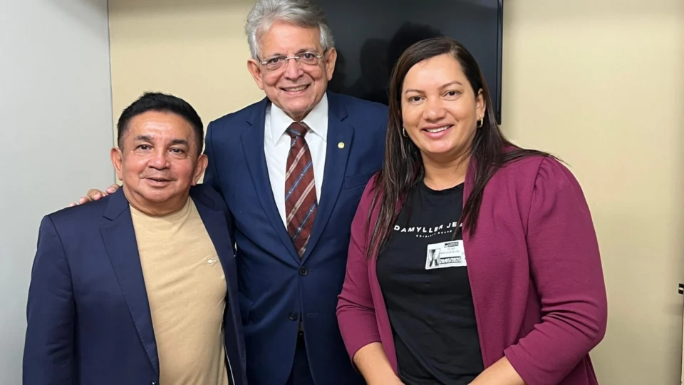 Pauderney recebe prefeitos em Brasília para traçar projetos e ações que beneficiem Amazonas