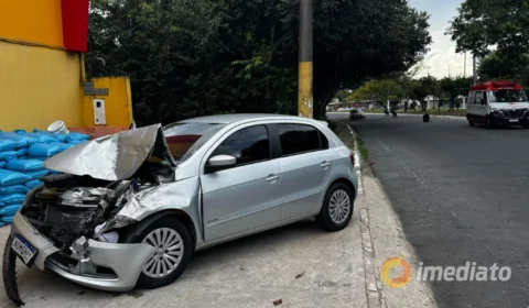 Acidente entre dois veículos deixa duas mulheres feridas na Avenida do Turismo, em Manaus