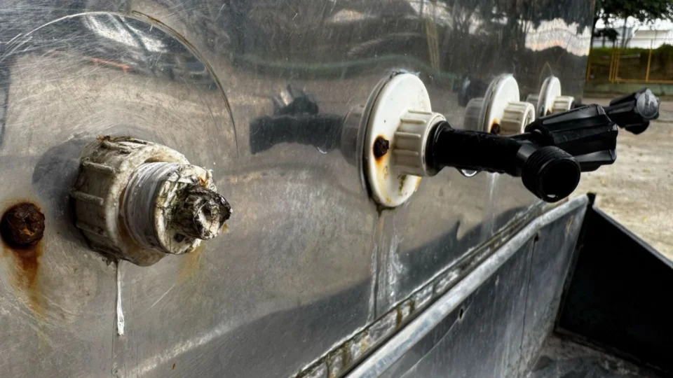 Moradores denunciam abandono da Vila Olímpica do Coroado, em Manaus