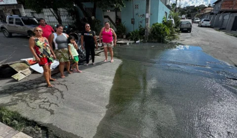 Moradores do Vale do Sinai pedem solução urgente para bueiros entupidos na rua Carazinho