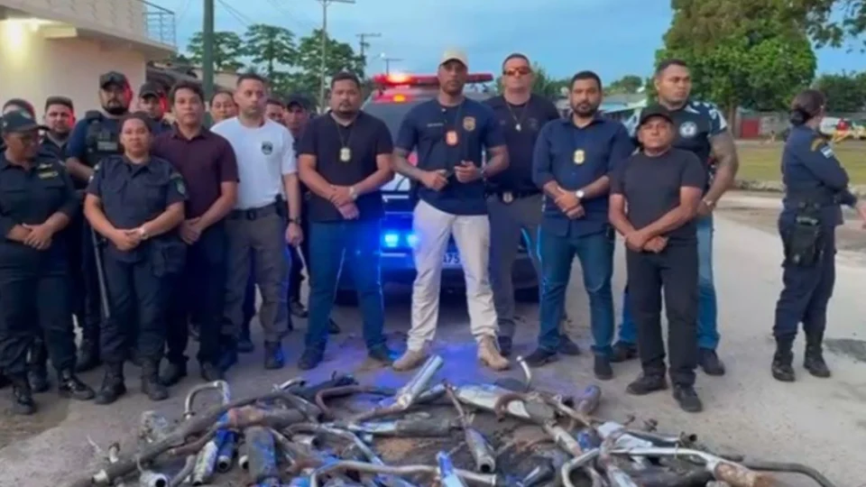 Operação em Borba apreende 170 escapamentos adulterados de motocicletas