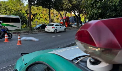 Homem em situação de rua morre atropelado na avenida Rodrigo Otávio, em Manaus