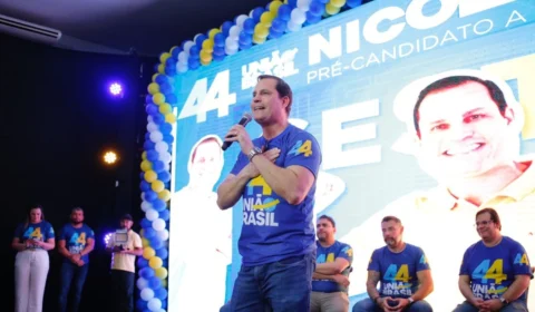 Criança de 1 ano e 8 meses cai em cratera de três metros em Manaus e é resgatada pela própria mãe