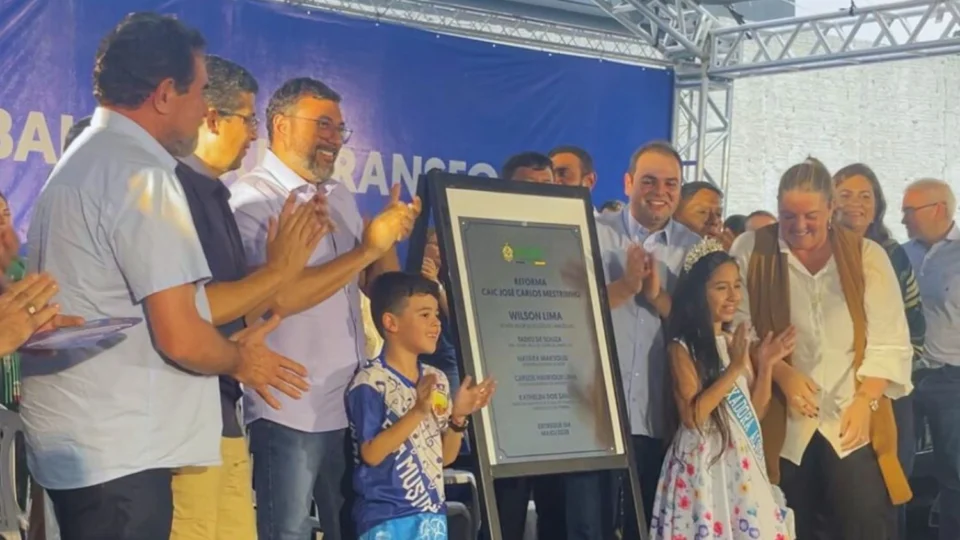 Wilson Lima entrega Caic José Carlos Mestrinho totalmente reformado com serviços de Telessaúde no bairro Alvorada