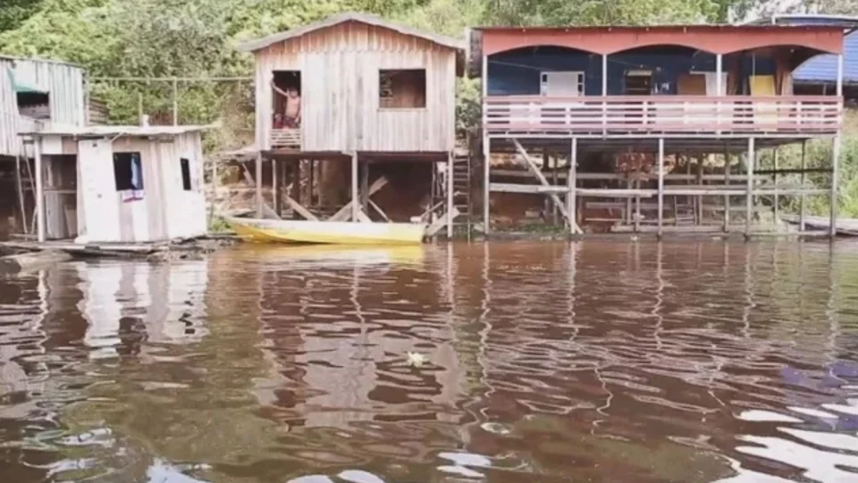 Cheia no Amazonas: 17 municípios em emergência e mais de 144 mil pessoas afetadas