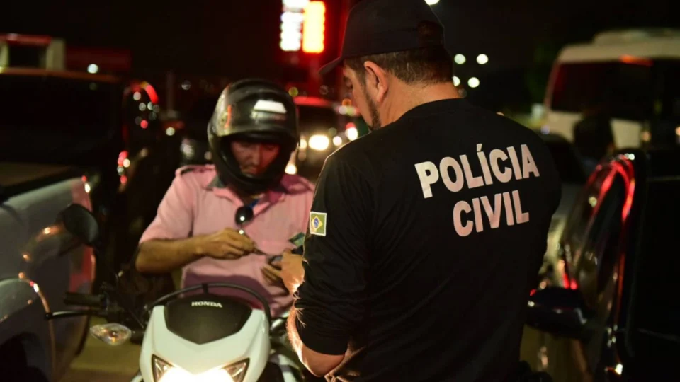 Crimes de roubo de celulares, ônibus e a pedestres caem mais de 33% no Amazonas em abril