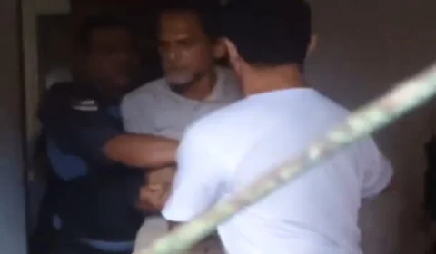 VEJA: Durante surto psicótico, filho ameaça matar mãe