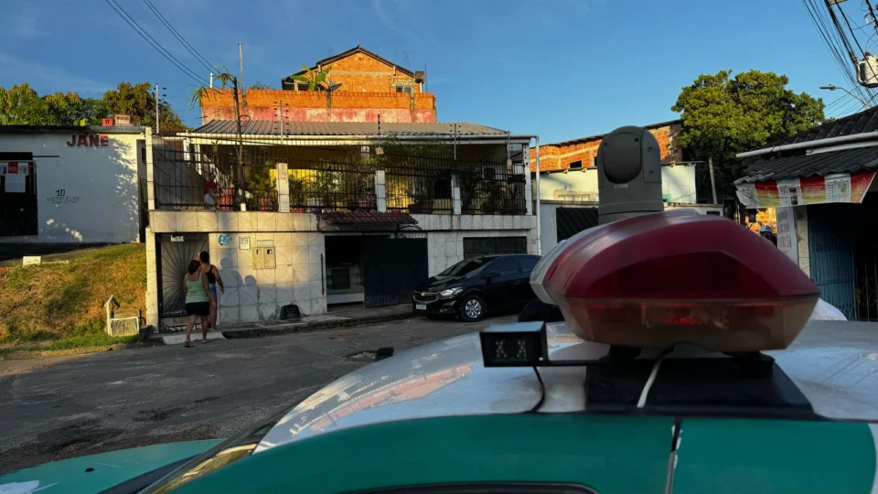 Homem é encontrado morto com marcas de agressão em residência no bairro Redenção, em Manaus