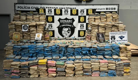 PC-AM realiza maior apreensão de haxixe em Manacapuru com caleta submarina