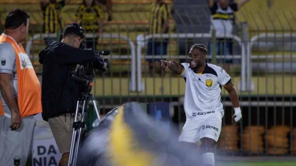 Amazonas FC empata nos acréscimos com Volta Redonda e segue em má fase na Série B 2025