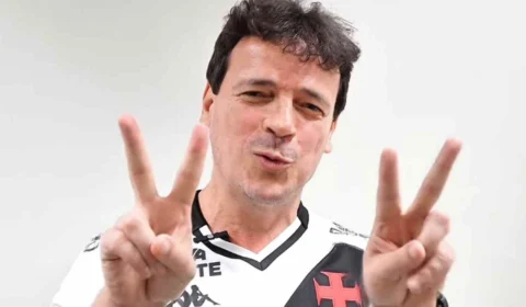 Vasco perde na estreia de Diniz e se complica na Sul-Americana