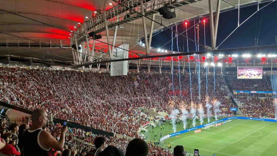 Flamengo e Botafogo empatam em 0 a 0 no Maracanã em clássico equilibrado