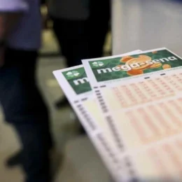 Mega-Sena: Ninguém acerta as seis dezenas e prêmio acumula para R$ 60 milhões
