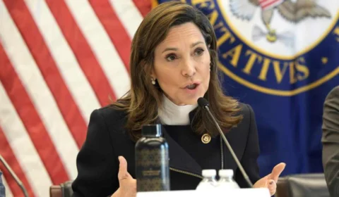 Deputada republicana cita Alexandre de Moraes e apoia restrições de visto do Governo Trump