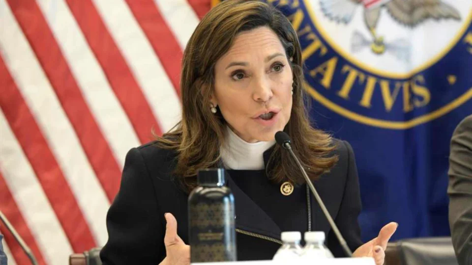 Deputada republicana cita Alexandre de Moraes e apoia restrições de visto do Governo Trump