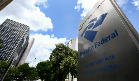 Auditores fiscais rejeitam proposta do governo com 95,80% dos votos e intensificam mobilização nacional