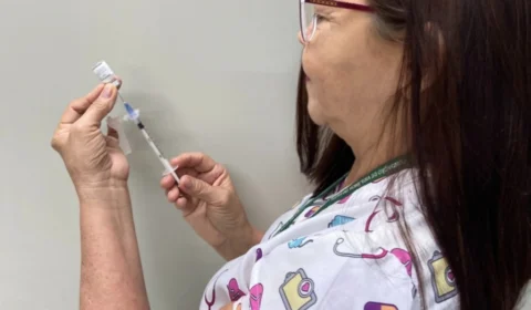 Amazonas amplia vacinação contra a dengue para adolescentes em 17 municípios