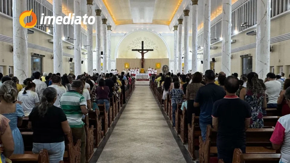Fiéis católicos celebram a festa de Nossa Senhora do Perpétuo Socorro em Manaus