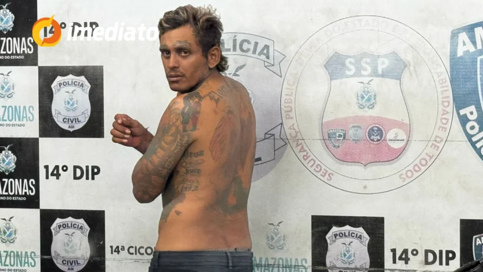 Homem é preso após ameaçar e tentar agredir a própria mãe no bairro Jorge Teixeira