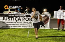 Família clama por justiça em protesto marcado por dor e revolta após morte de grávida e bebê causada por buraco em Manaus