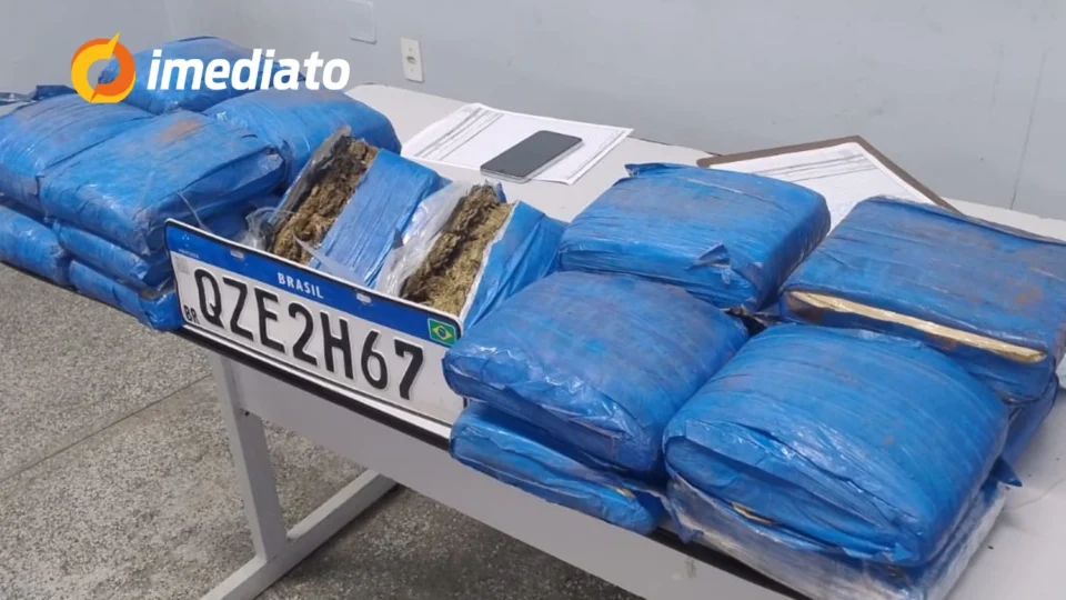 Polícia apreende 23 kg de drogas e prende dois suspeitos em operação no bairro Planalto