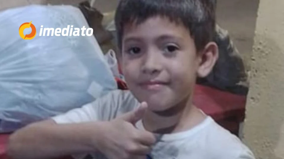 Família pede ajuda para encontrar criança de 8 anos desaparecida em Manaus