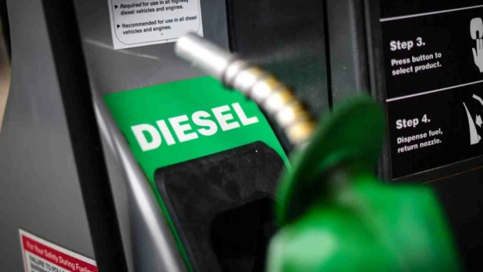 Diesel cai no Brasil em maio de 2025, exceto no Amazonas aponta Edenred Ticket Log