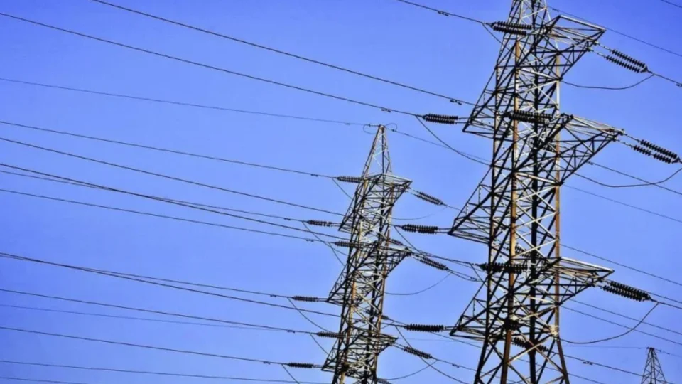 Conta de luz fica mais cara a partir deste domingo (1º) no Brasil