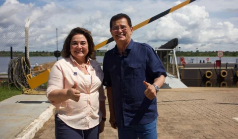Maria do Carmo visita porto desativado em Anori por falta de pavimentação de um quilômetro de estrada