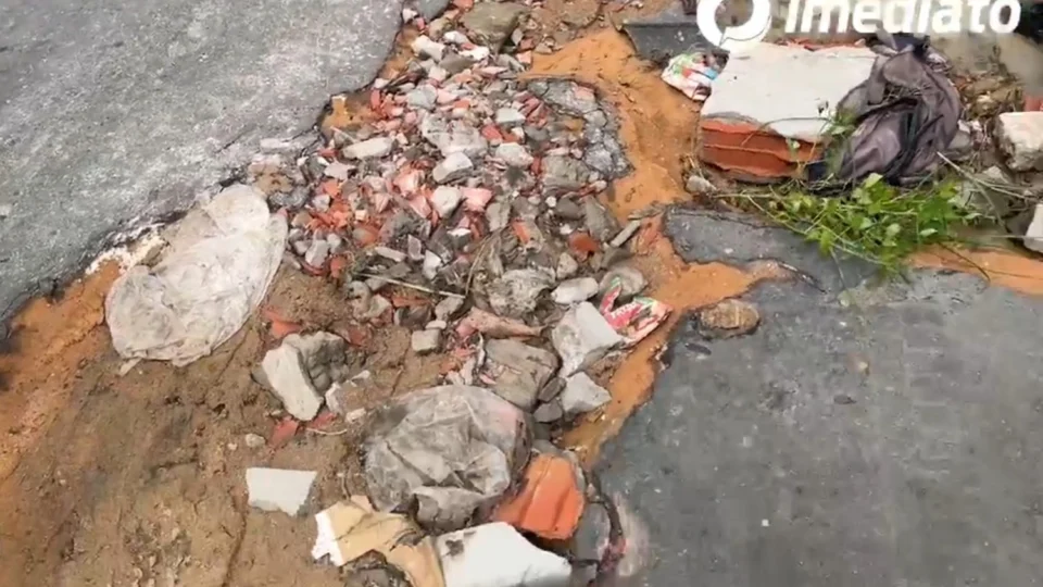 Moradores denunciam abandono e falta de infraestrutura no Parque Santa Etelvina, Zona Norte