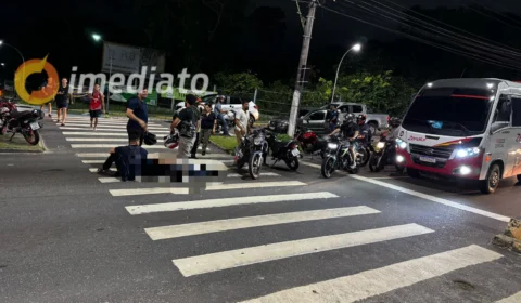 Colisão entre duas motos deixa motociclista ferido no bairro Japiim