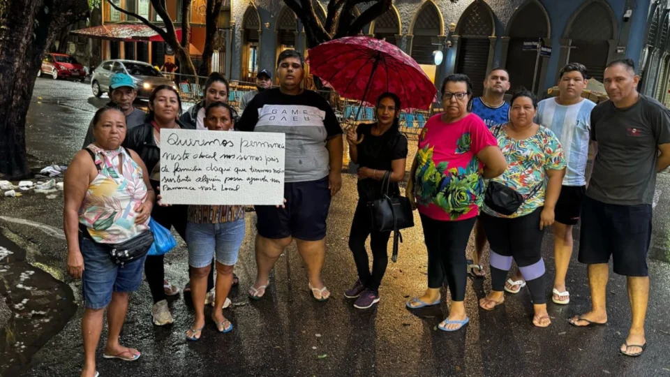 Ambulantes denunciam ameaças de remoção na Rua Ferreira Pena, no Centro de Manaus