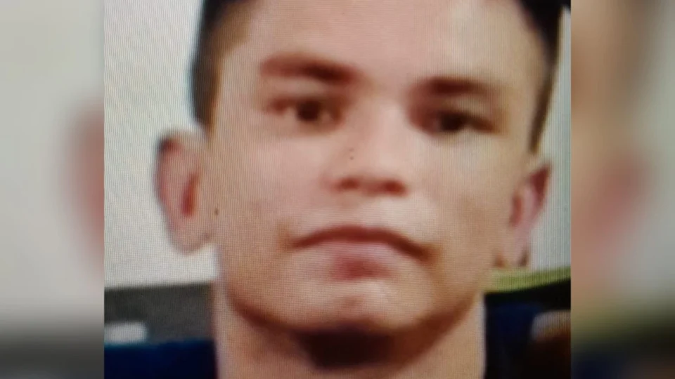 Polícia Civil divulga imagem de homem acusado de agredir ex-companheira de 57 anos em Manaus