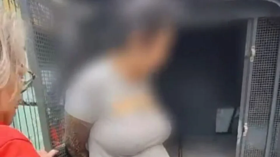 Mulher é presa em Manaus por perseguir e ameaçar ex-companheira no interior do amazonas