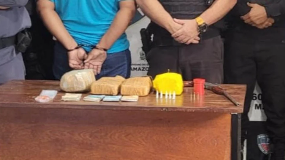 Polícias Civil, Militar e GCM prendem homem com cocaína, arma e dinheiro em Maraã