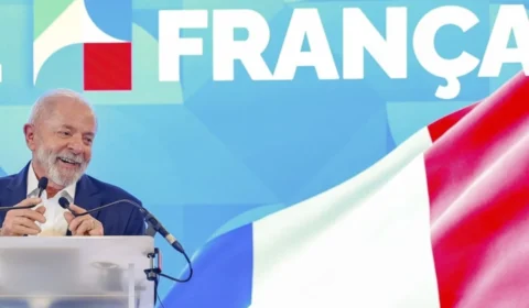 Lula diz não saber quanto gastou na França, mas anuncia R$ 100 bilhões em investimentos para o Brasil
