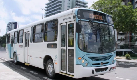 Justiça acata pedido de Rodrigo Guedes, derruba proibição e libera pagamento de passagem de ônibus em dinheiro em Manaus