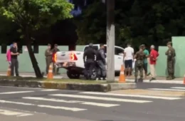 Homem alcoolizado causa acidente com Hilux na Zona Oeste de Manaus e danifica muro do 1º Bis